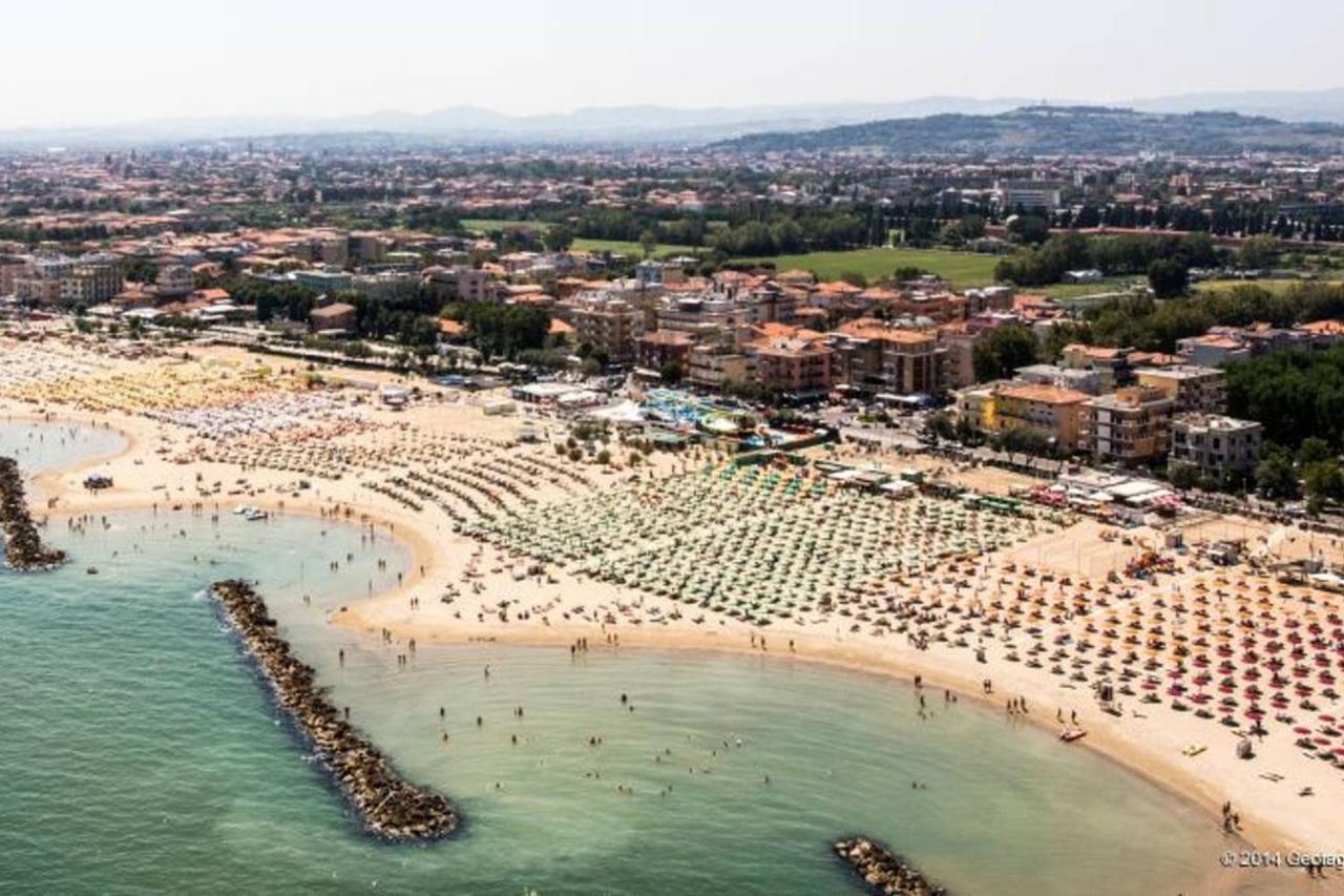 Appartamento Fabbri A Rivabella Di Rimini Eksteriør bilde